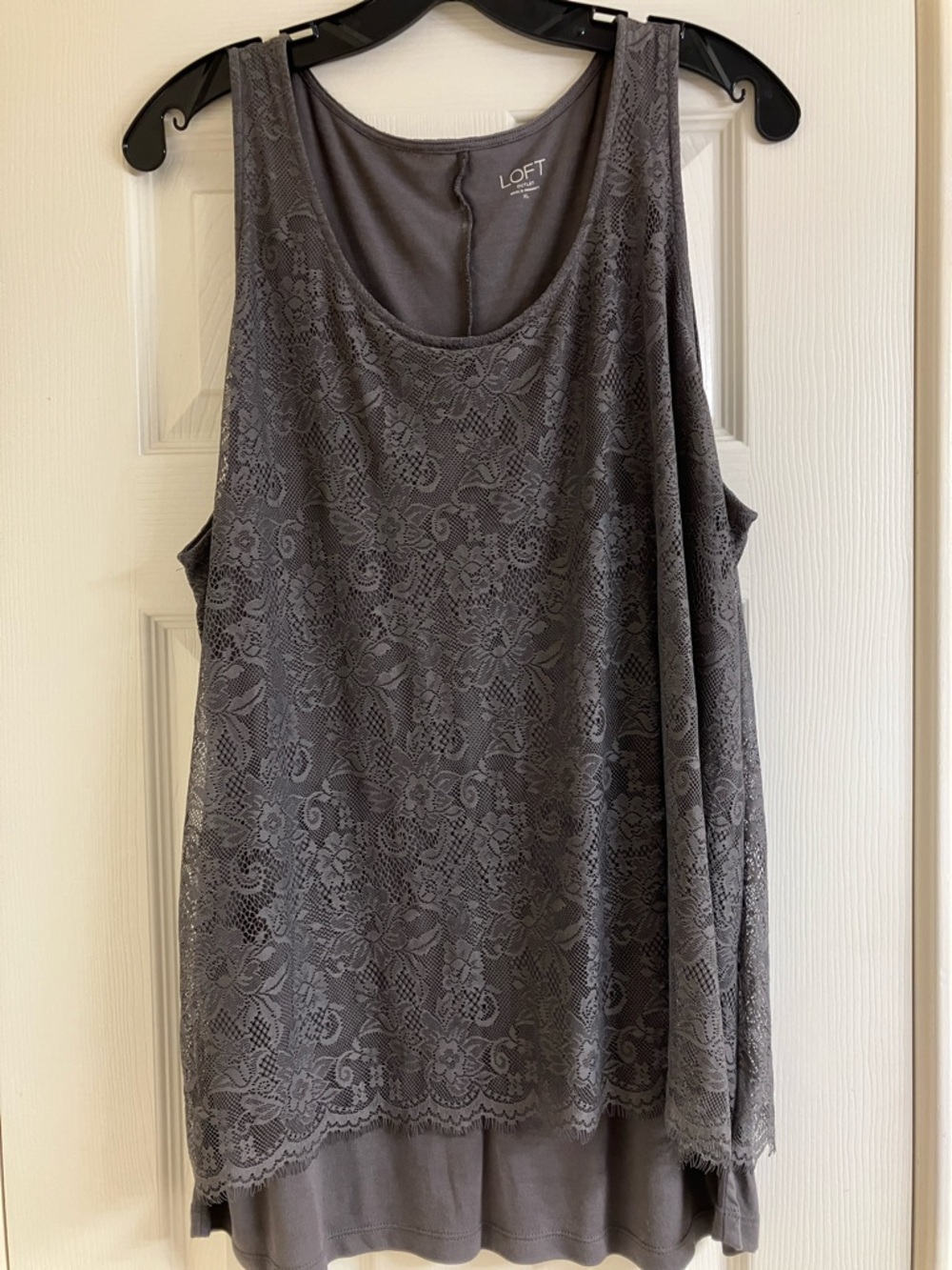 4/$20 LOFT dark Gray Lace Overlay Tank